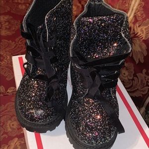 Sz 10 girls boots by Blue Suede Shoes